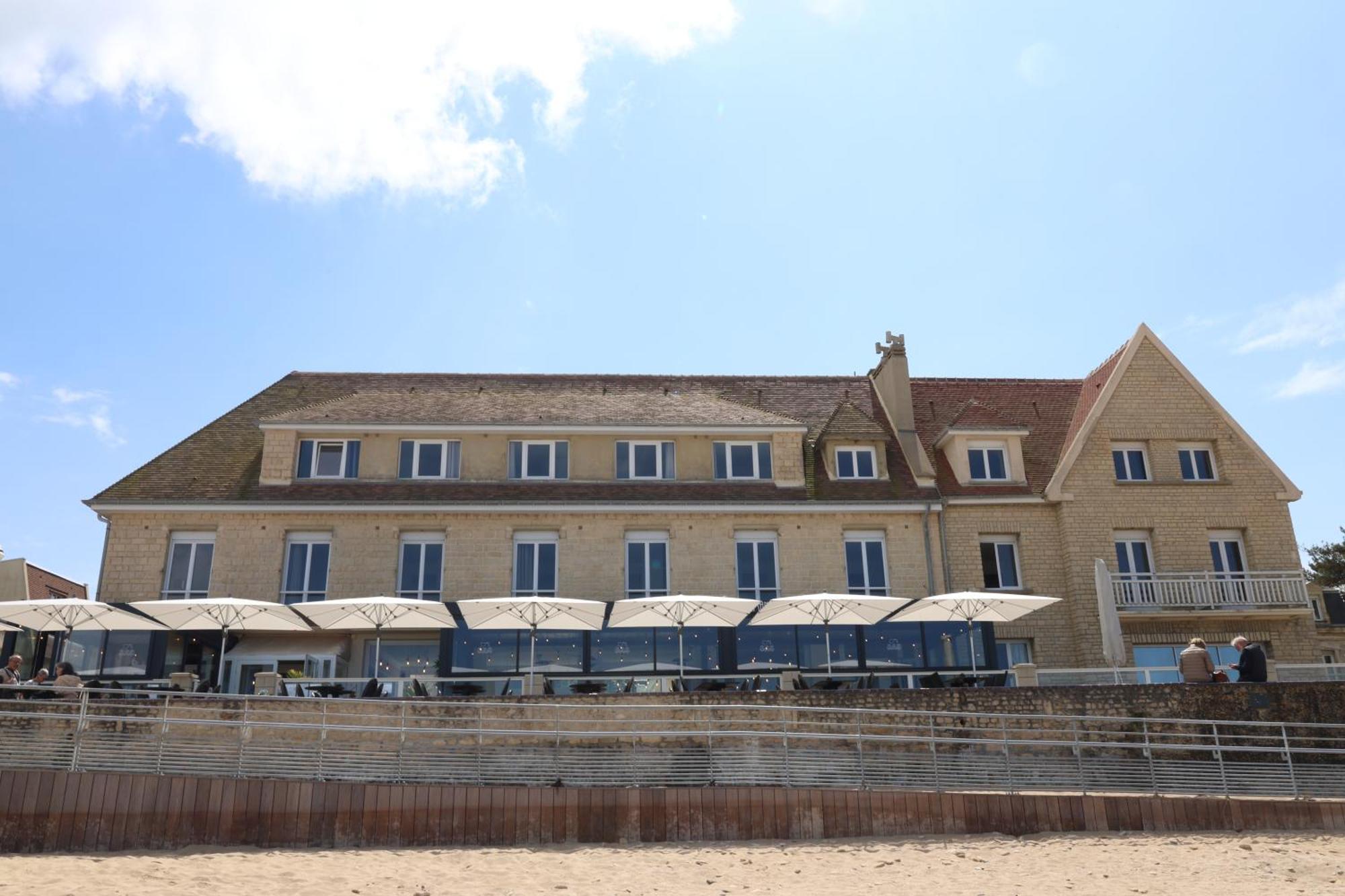 Le Clos Normand Saint-Aubin-Sur-Mer  Exterior photo